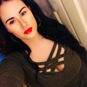 Meet your Posher, Mallory